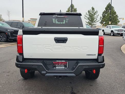 Used 2025 Toyota Tacoma TRD Pro AWD/4WD image 5