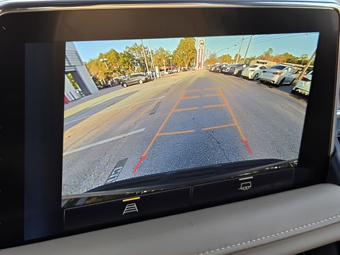 Used 2024 Chevrolet Tahoe Premier image 17