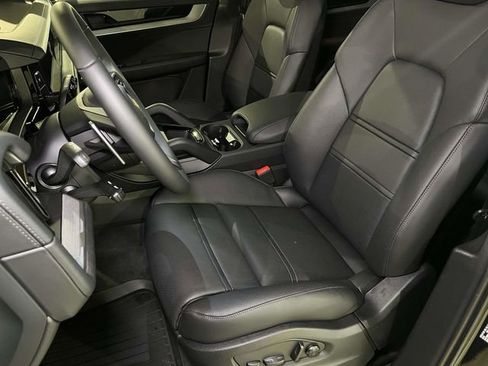 New 2026 Porsche Cayenne S AWD/4WD image 17
