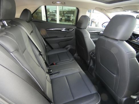 Used 2021 Buick Envision Essence image 17