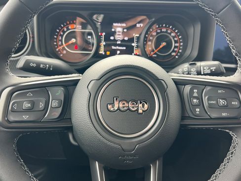 New 2026 Jeep Wrangler Unlimited Rubicon image 29