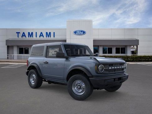 New 2025 Ford Bronco 2-Door AWD/4WD image 7