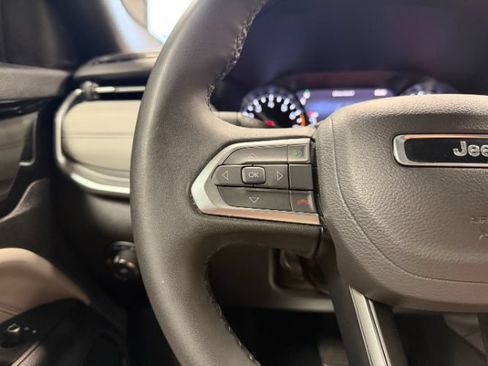 Used 2025 Jeep Compass Limited AWD/4WD image 23