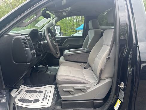 Used 2017 GMC Sierra 3500 4x4 Regular Cab w/ Sierra Convenience Package image 22
