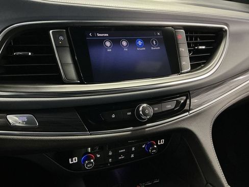 Used 2024 Buick Enclave Essence w/ Experience Buick Package FWD image 19