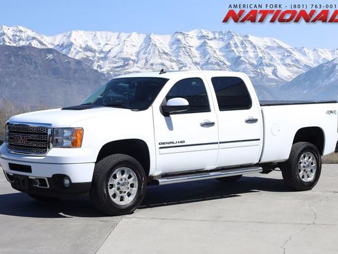 Used 2012 GMC Sierra 2500 Denali AWD/4WD image 1