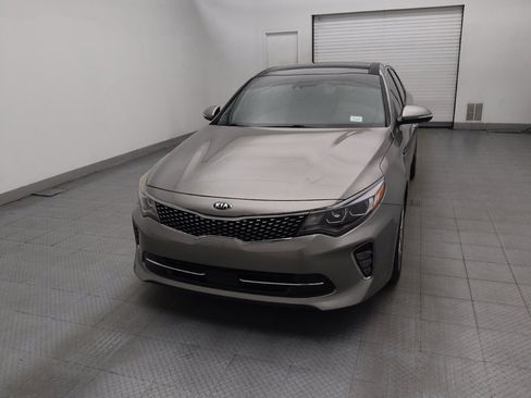 Used 2018 Kia Optima SX w/ Technology Package FWD image 15