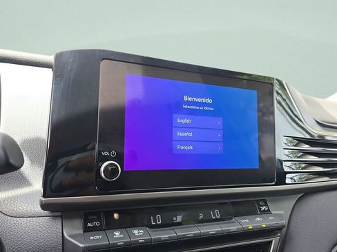 Used 2025 Toyota Camry LE FWD image 18