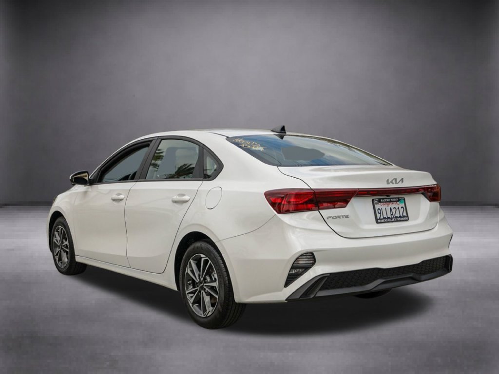 Used 2024 Kia Forte LXS FWD image 7