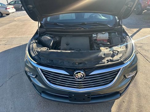Used 2023 Buick Enclave Essence image 23