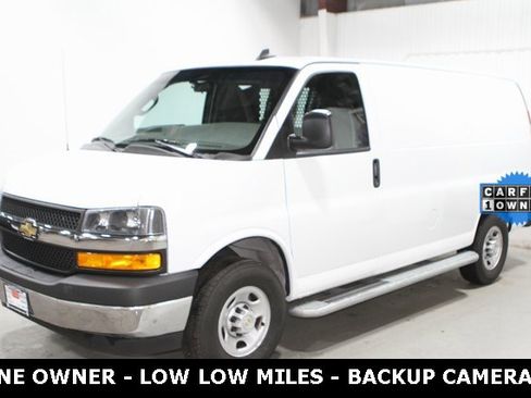 Used 2023 Chevrolet Express 2500 w/ Driver Convenience Package image 2