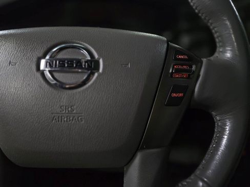 Used 2019 Nissan NV 3500 SL image 19