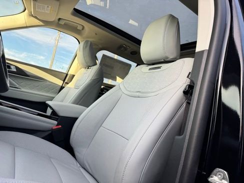 New 2026 Ford Explorer Platinum w/ LUX Leather Package image 8