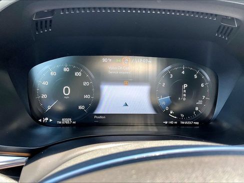 Used 2018 Volvo XC60 T6 R-Design w/ Convenience Package AWD/4WD image 2