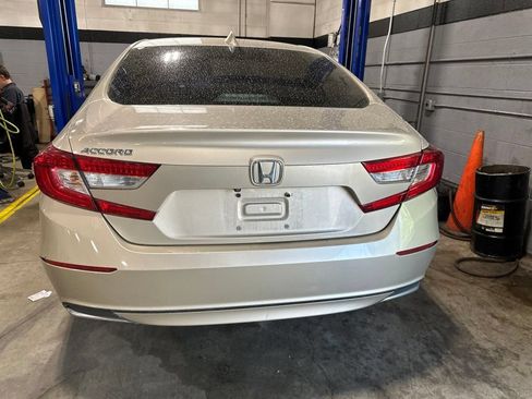 Used 2018 Honda Accord LX image 5