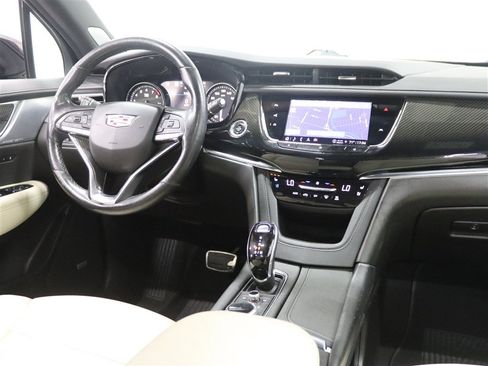 Used 2021 Cadillac XT6 Sport AWD/4WD image 33