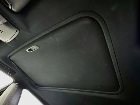 Used 2018 Toyota RAV4 SE w/ Power Extra Value Package FWD image 25