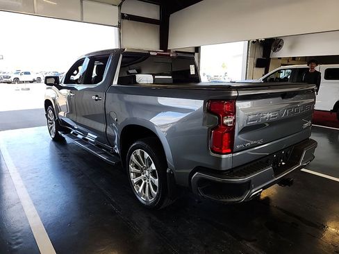 Used 2019 Chevrolet Silverado 1500 High Country image 4