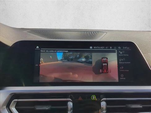 Used 2022 BMW M440i Coupe w/ Premium Package image 10