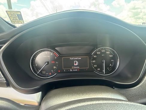 Used 2019 Cadillac XT4 Premium Luxury w/ Cold Weather Package FWD image 21