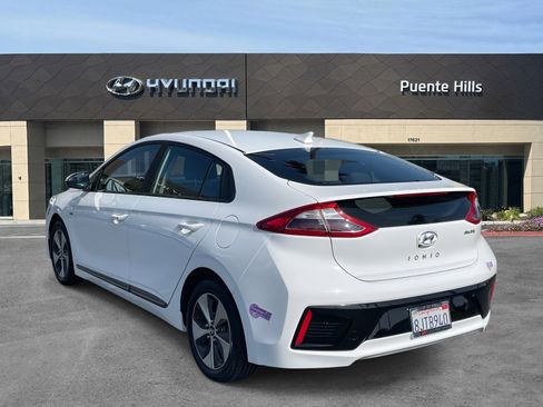 Used 2019 Hyundai Ioniq Electric image 4