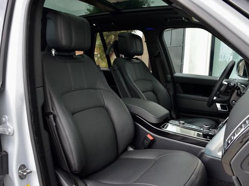 Used 2019 Land Rover Range Rover Supercharged image 21