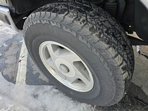 Used 1994 Ford Explorer 4WD 4-Door image 17