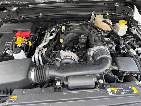 Certified 2022 Jeep Gladiator Mojave w/ LED Lighting Group image 23