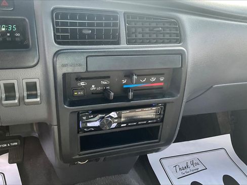 Used 1996 Toyota T100 DX image 15