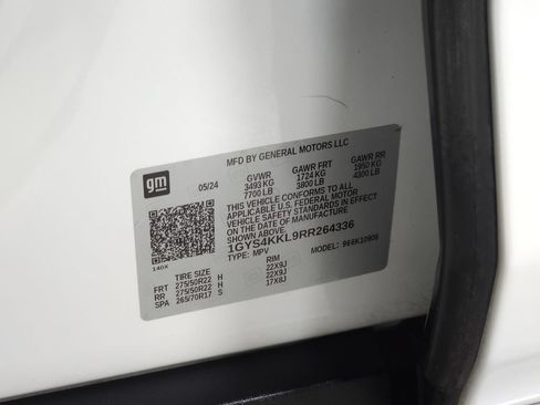Certified 2024 Cadillac Escalade ESV Premium Luxury AWD/4WD image 45