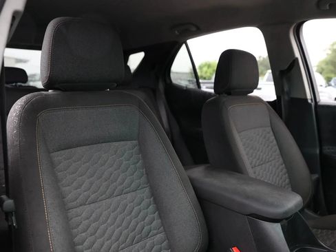 Used 2019 Chevrolet Equinox LT FWD image 22