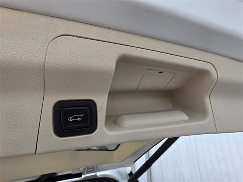 Used 2023 GMC Acadia Denali w/ Denali Ultimate Package image 15