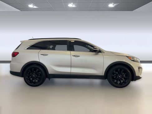 Used 2020 Kia Sorento S image 8