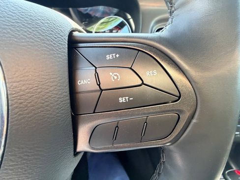 Used 2023 Dodge Charger SXT w/ Cold Weather Package RWD image 10