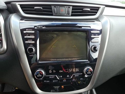 Used 2024 Nissan Murano SV image 19