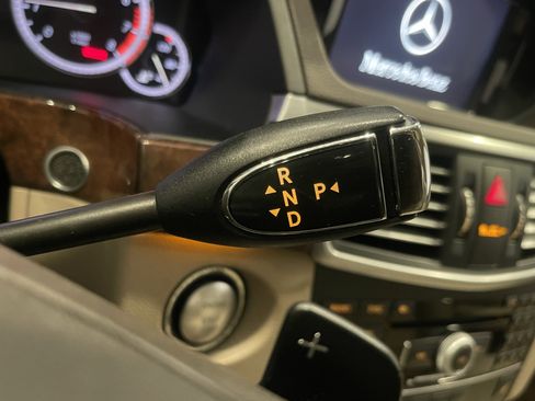 Used 2011 Mercedes-Benz E 350 4MATIC Sedan image 18