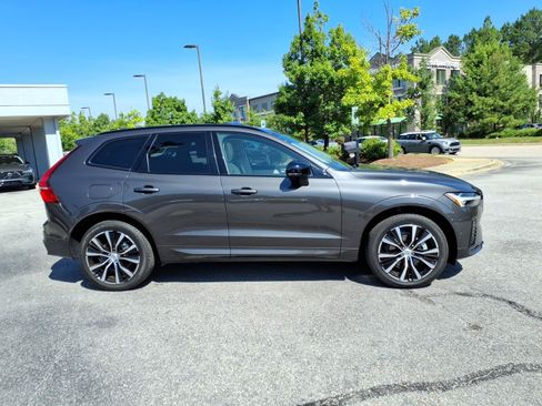 Certified 2024 Volvo XC60 B5 Plus w/ Protection Package Premier AWD/4WD image 2