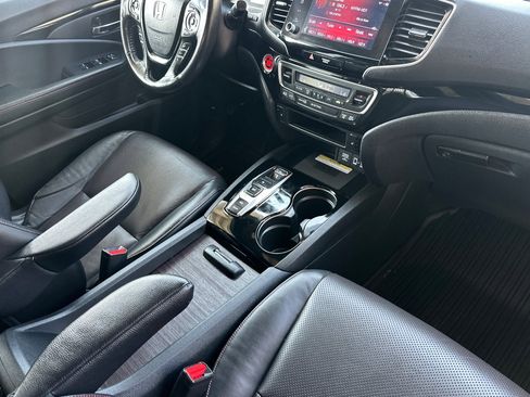 Used 2023 Honda Ridgeline Black Edition image 15