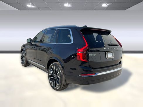 New 2026 Volvo XC90 B6 Ultra w/ Protection Package image 3