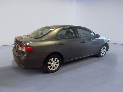 Used 2011 Toyota Corolla LE FWD image 8