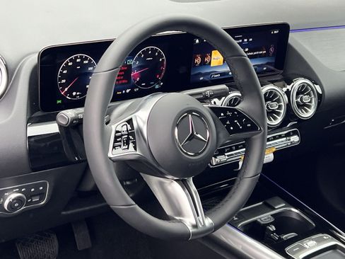New 2026 Mercedes-Benz GLA 250 4MATIC image 14