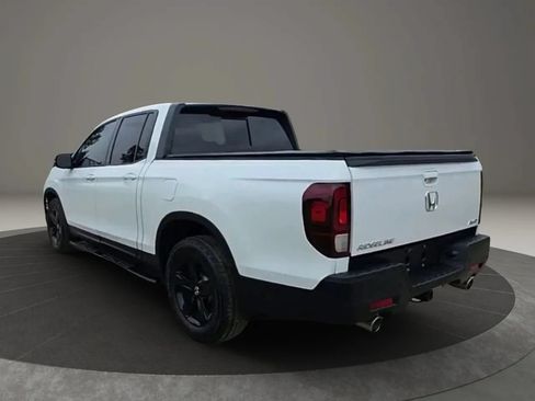 Used 2023 Honda Ridgeline Black Edition image 4