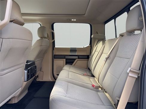 Used 2017 Ford F150 XLT w/ Equipment Group 302A Luxury image 14