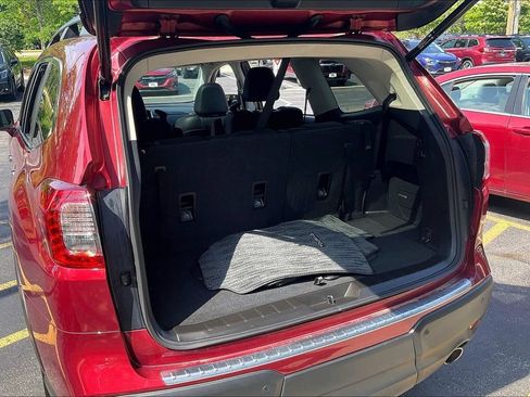 Used 2024 Subaru Ascent Touring AWD/4WD image 31