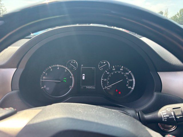 Used 2021 Lexus GX 460 Premium AWD/4WD image 18