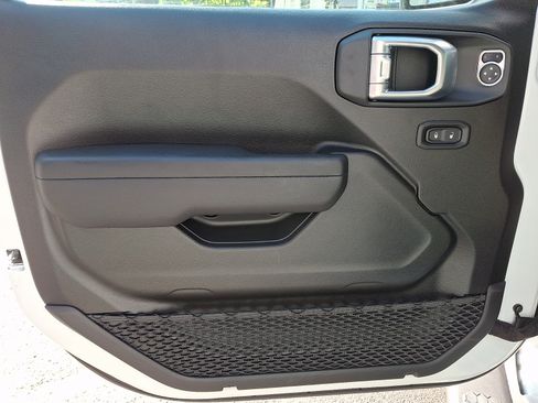 New 2026 Jeep Wrangler Unlimited Sport AWD/4WD image 8