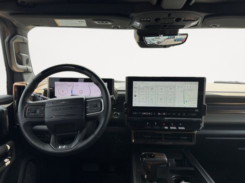 Used 2025 GMC Hummer EV 3X w/ LPO, Cargo Utility Package AWD/4WD image 10