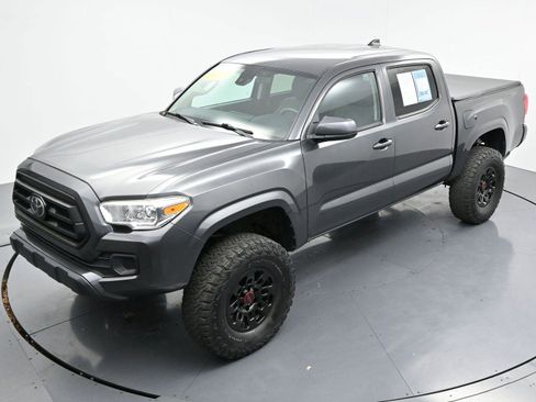 Used 2020 Toyota Tacoma TRD Sport image 36