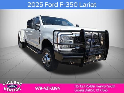 Certified 2025 Ford F350 Lariat image 1
