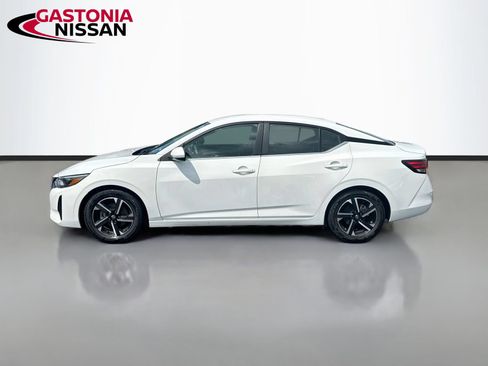 Used 2024 Nissan Sentra SV FWD image 5